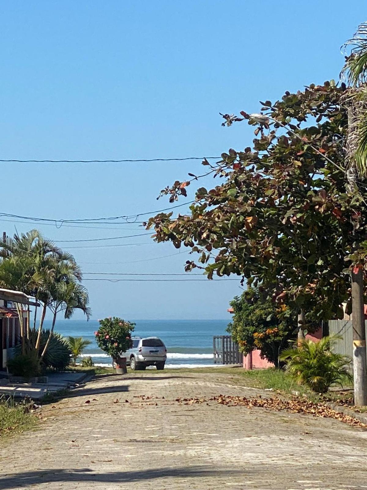Pousada Amarela Itanhaem Itanhaém Exterior foto